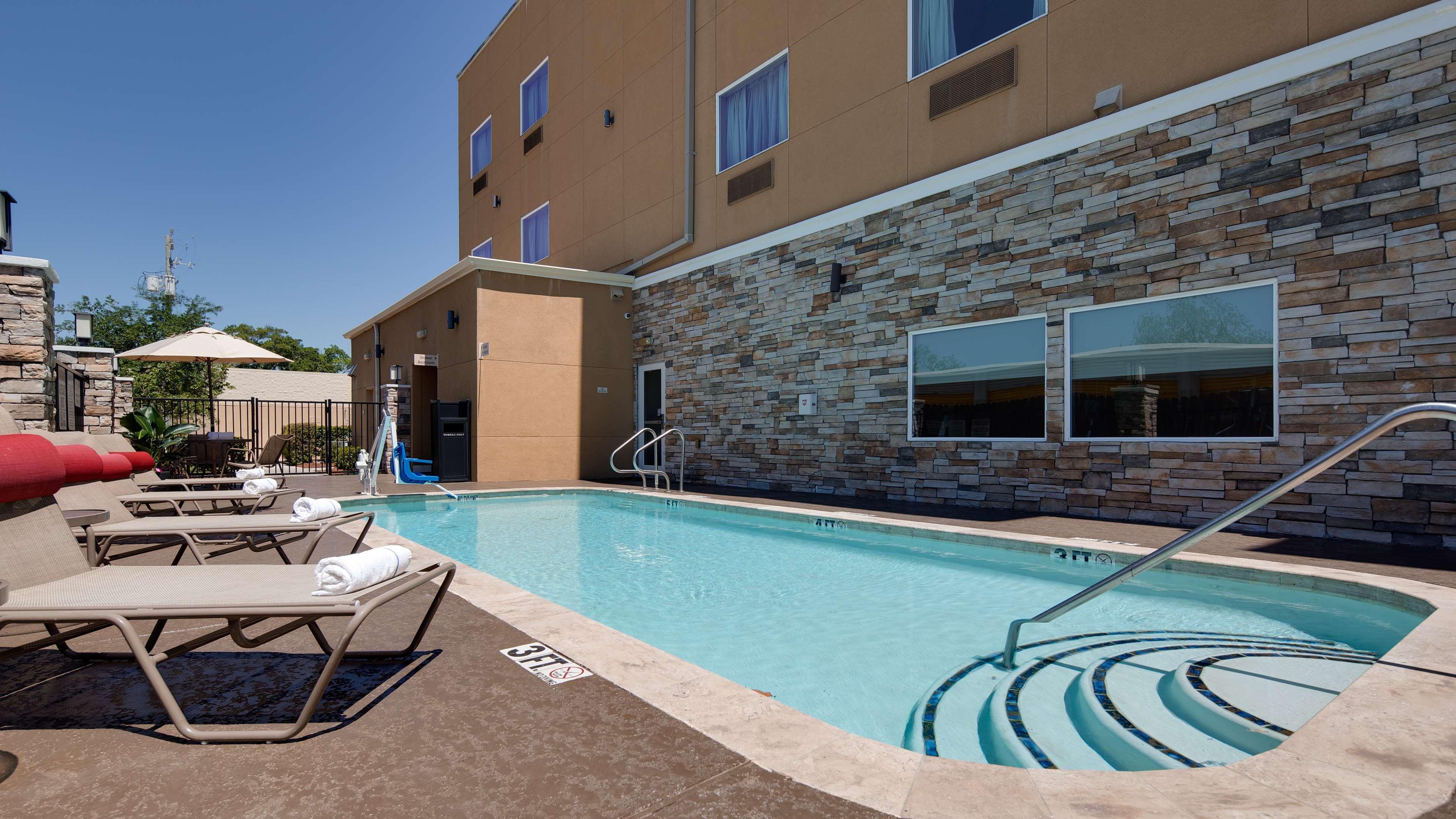 Best Western Plus Lake Jackson Inn & Suites Lago Jackson Exterior foto